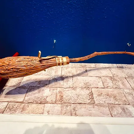 Le Logis Des Sorciers - Homy